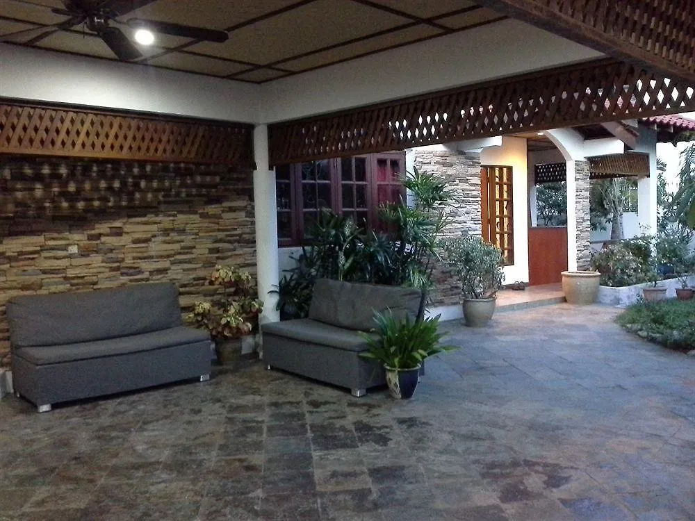 Baan Talay Homestay By The Beach Tanjung Bungah  Tanjung Bungah (Penang)